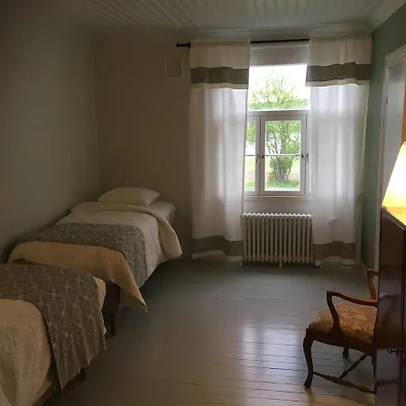 Kumpunen 4*