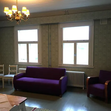 Kumpunen Guesthouset 3*